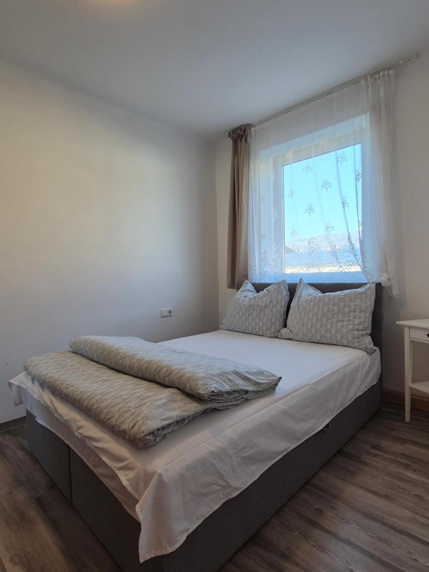 Apartment An Der Donau