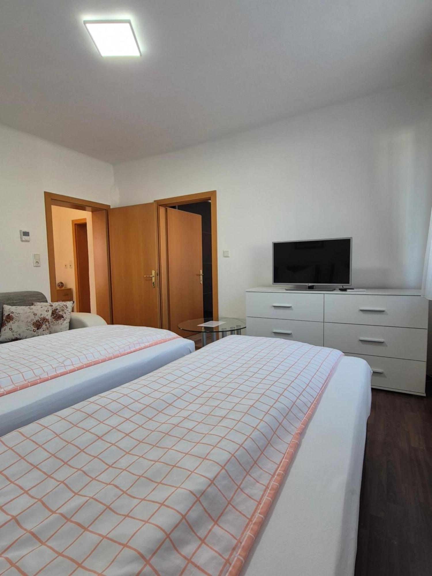 An Der Donau Apartment